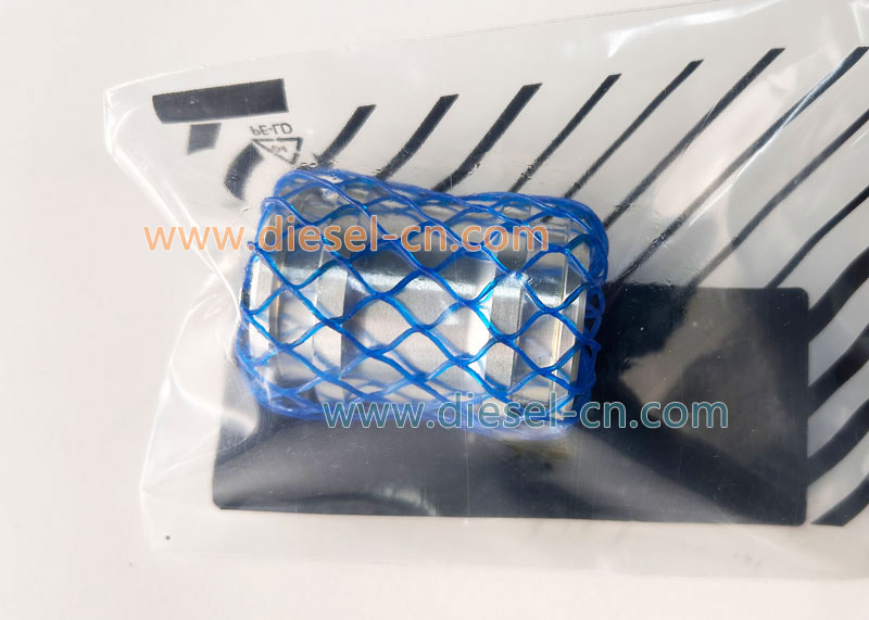 735078025008-Plug-in-Pipe-2