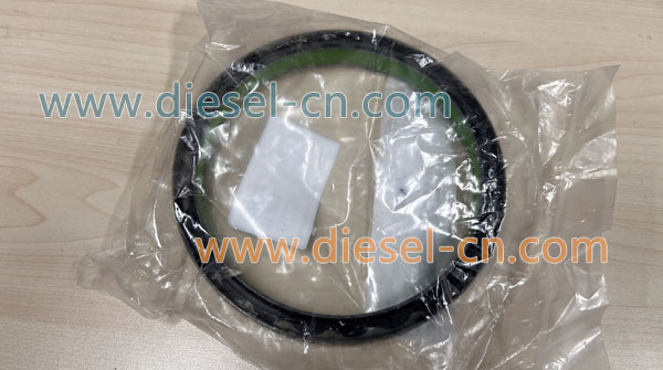 VOLVO PANTA Crankshaft Oil Seal 21779548 (2)
